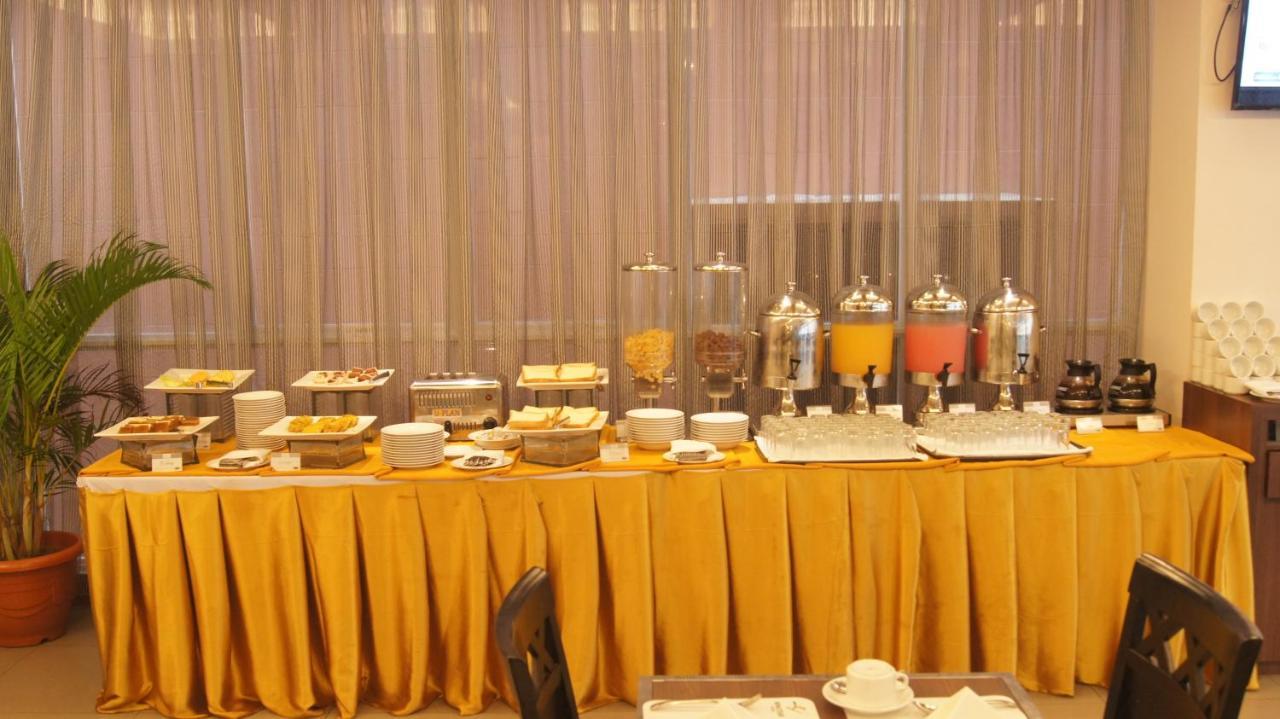 Winstar Hotel Пеканбару Екстериор снимка
