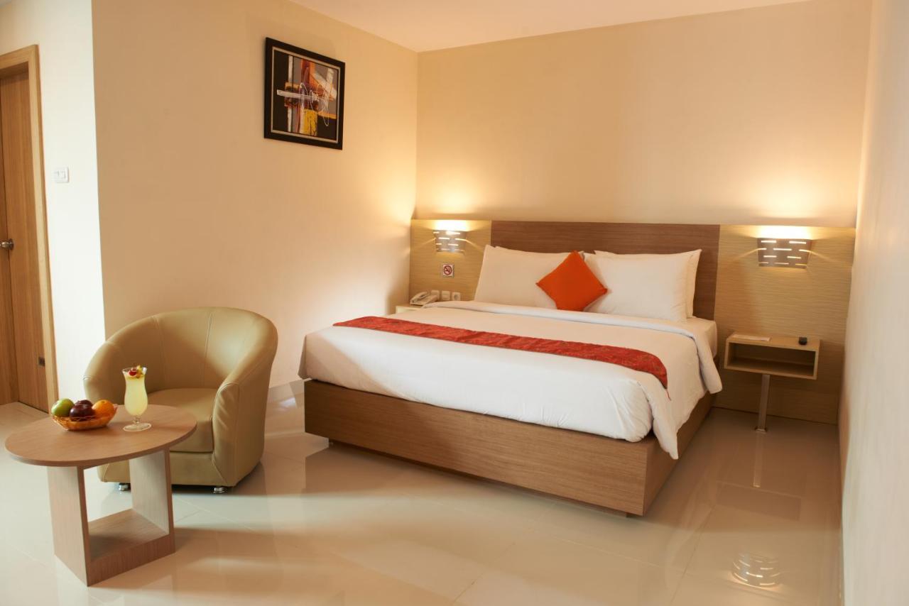 Winstar Hotel Пеканбару Екстериор снимка