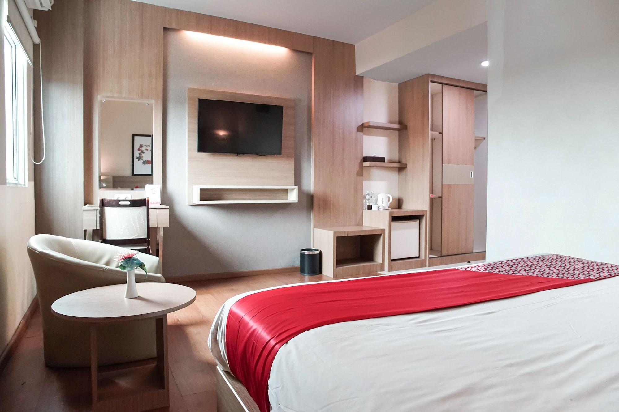 Winstar Hotel Пеканбару Екстериор снимка