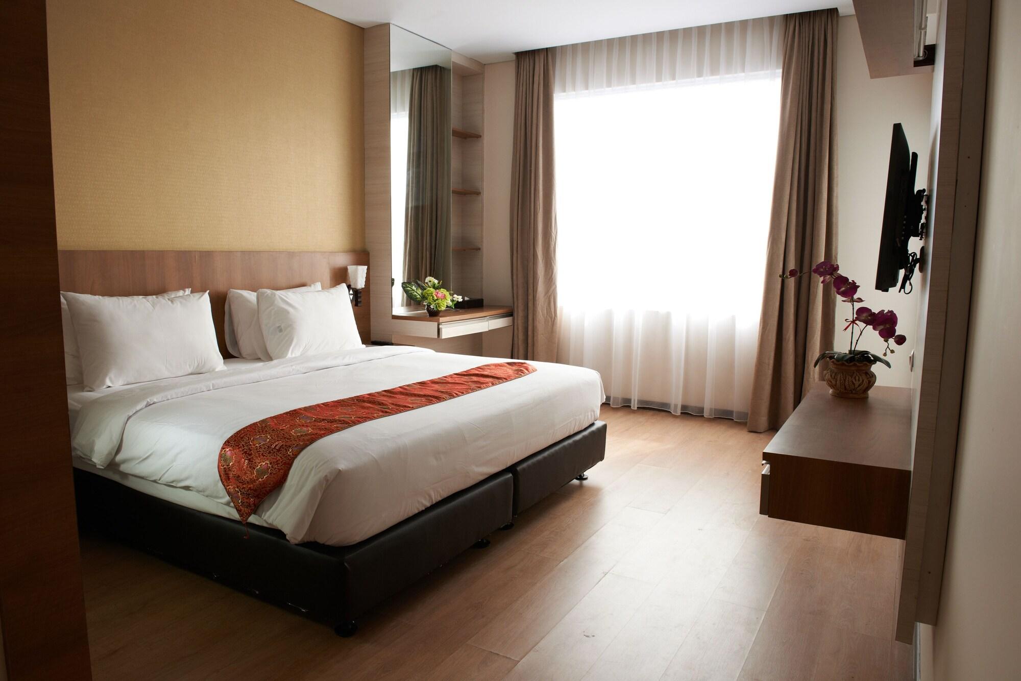 Winstar Hotel Пеканбару Екстериор снимка
