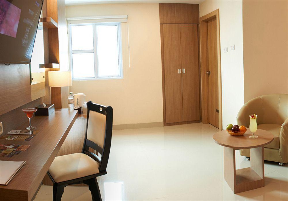 Winstar Hotel Пеканбару Екстериор снимка