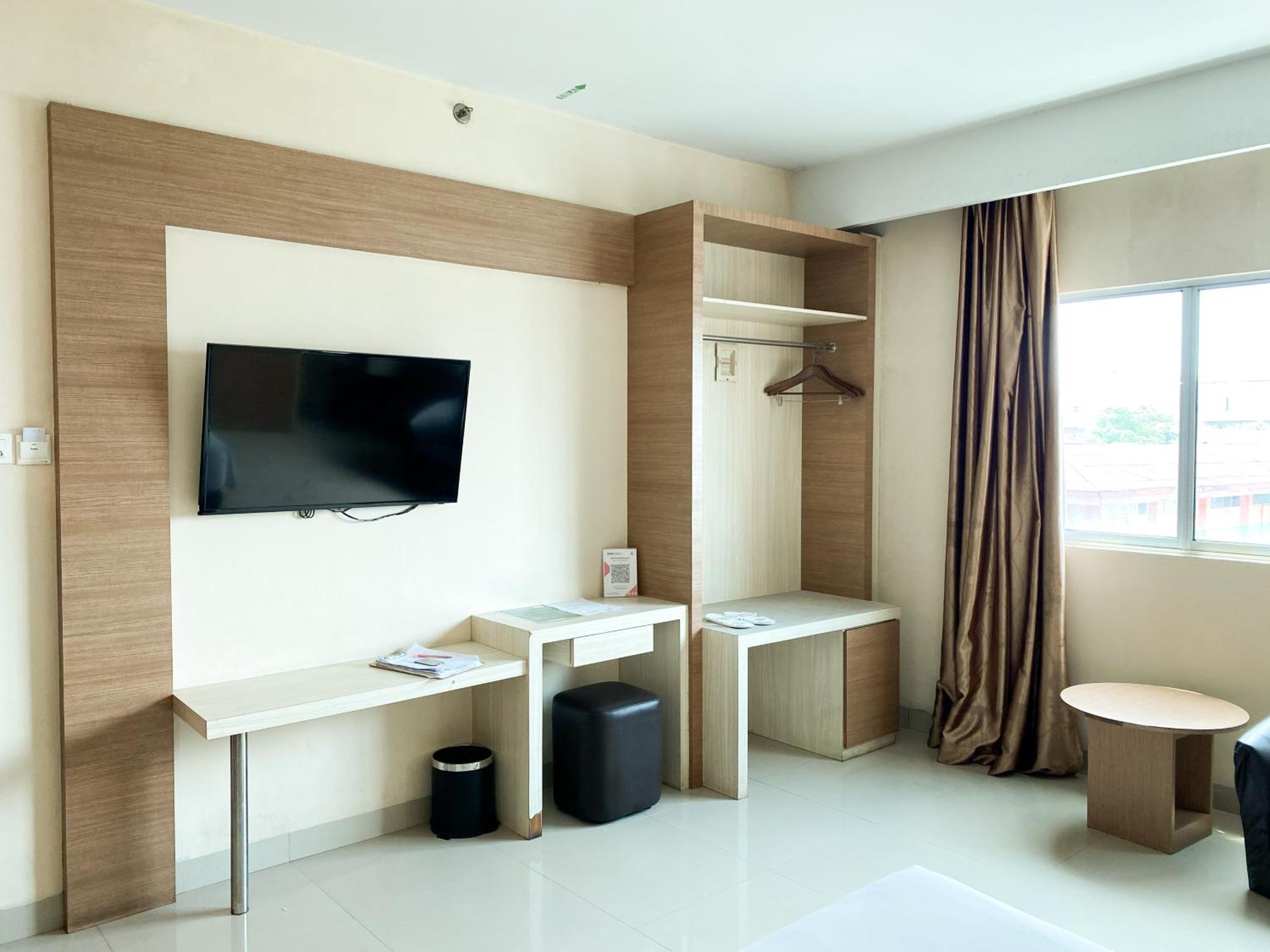 Winstar Hotel Пеканбару Екстериор снимка