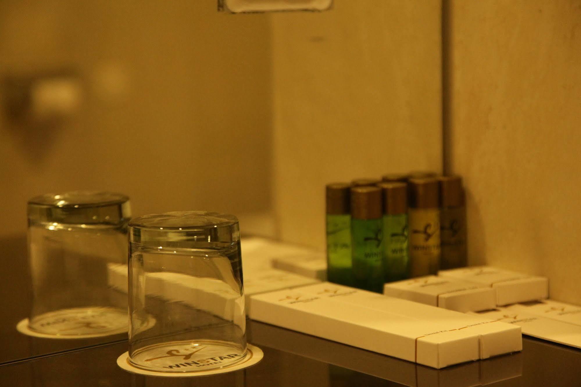 Winstar Hotel Пеканбару Екстериор снимка